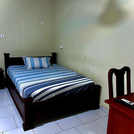Jessie Hotel Adenta Екстериор снимка